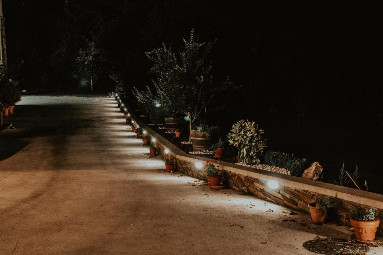 Hotel A Veiga Samos Esterno foto