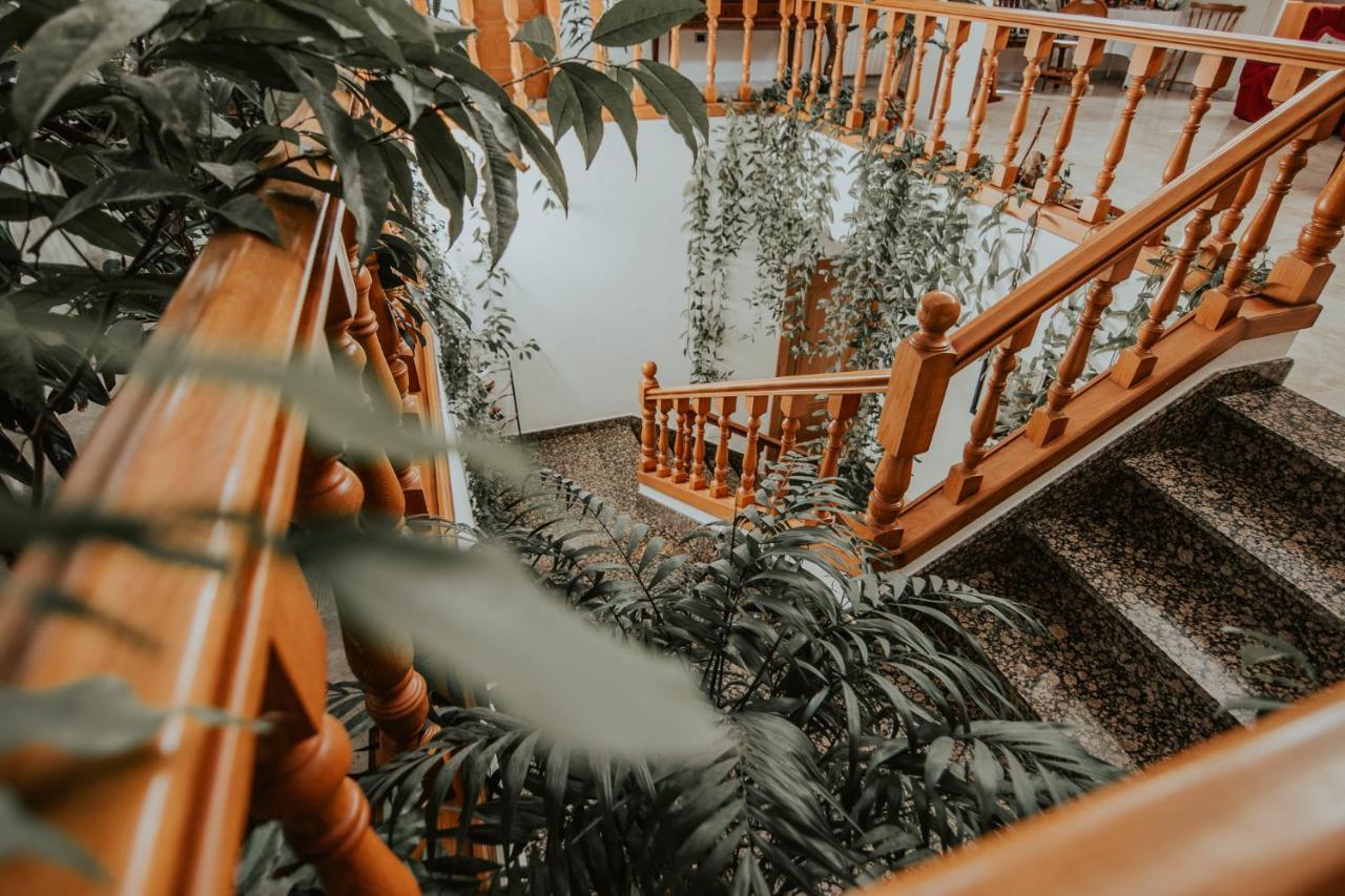 Hotel A Veiga Samos Esterno foto