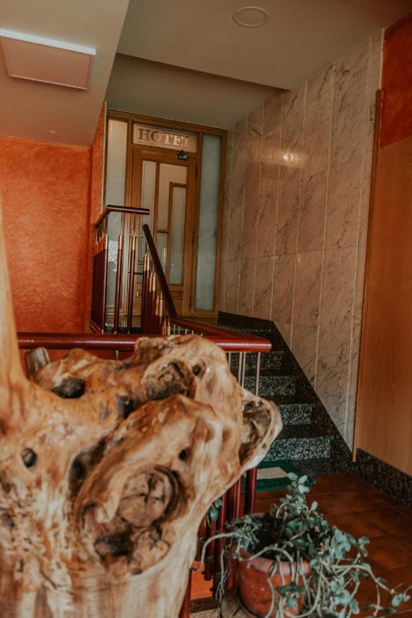 Hotel A Veiga Samos Esterno foto