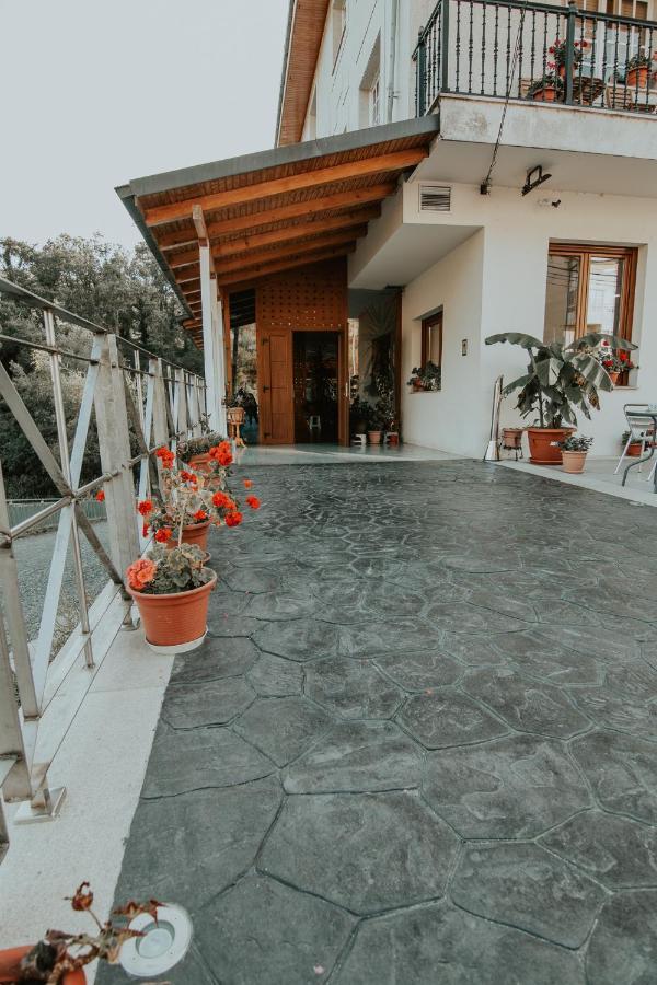 Hotel A Veiga Samos Esterno foto